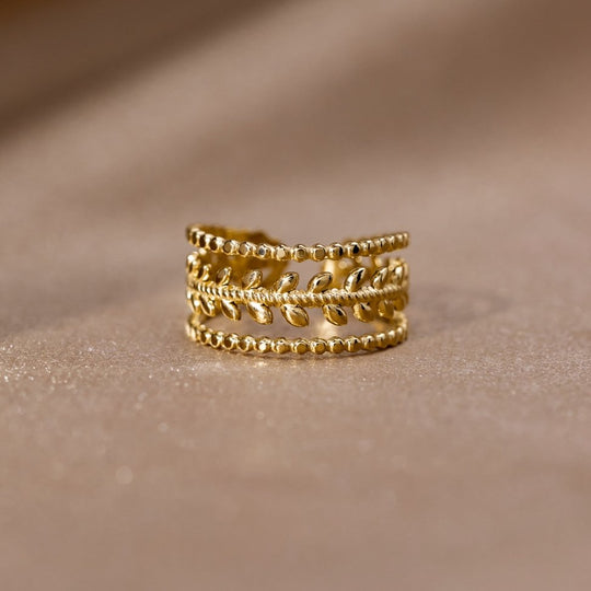 Anello Marissa con foglia d'oro a strati