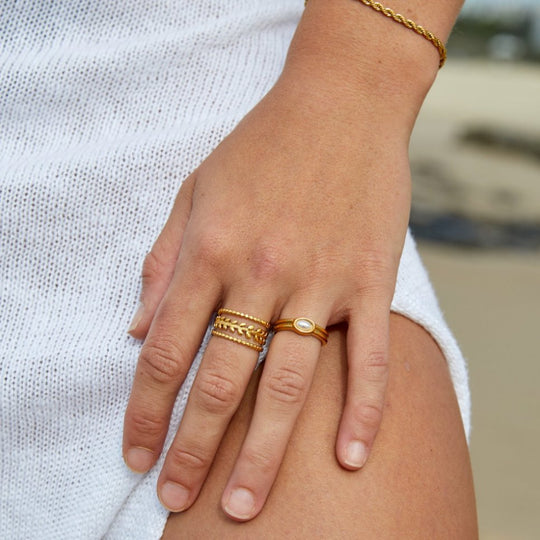 Anello Marissa con foglia d'oro a strati