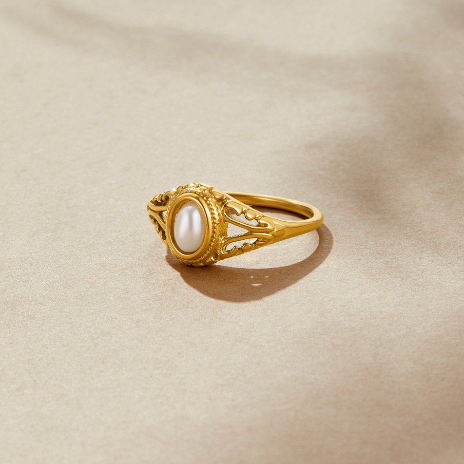Anello vintage con perla reale