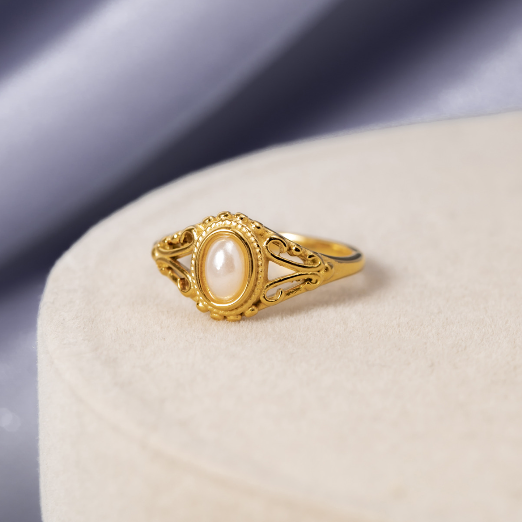Anello vintage con perla reale